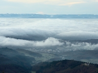 DSC0041  Blick über die Oberrheinebene, im Hintergrund die Vogesen